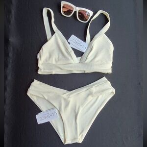 L*space Women Ribbed Vera Bundle Bikini Tops/Bottom color Cream size Medium.